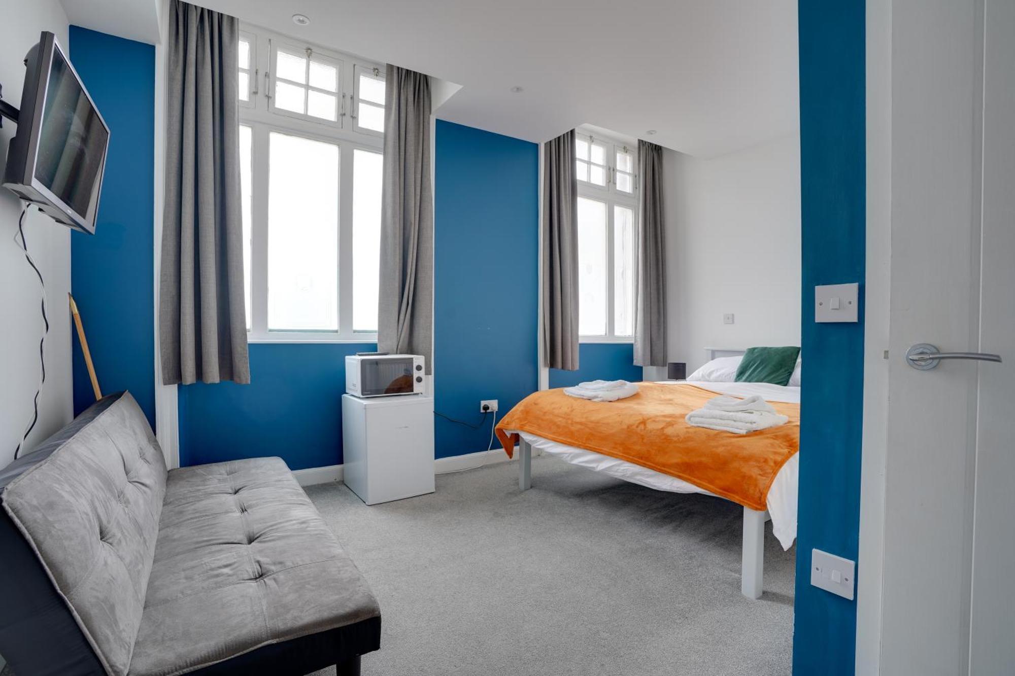 Homesly Guest Rooms, Comfortable En-Suite Guest Rooms With Free Parking And Self Check-In Berwick Upon Tweed Exterior foto